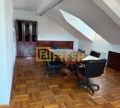 Izdavanje, poslovni prostor, 140m², Centar, Podgorica - image 5