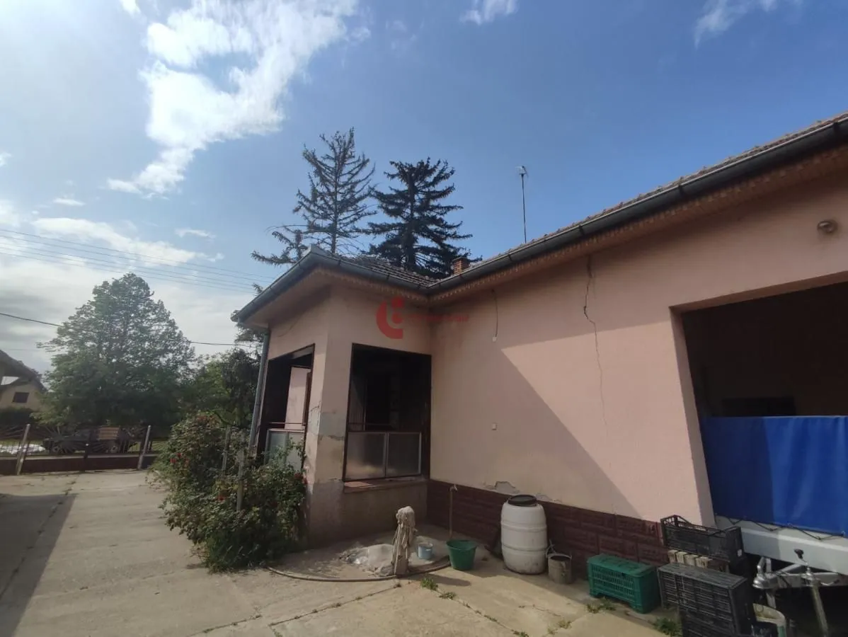 Prodaja, kuća, 193m², Hajdukovo, Subotica