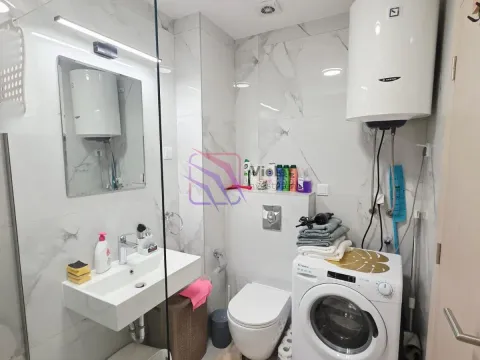 Rent, two bedroom apartment, 60m², Podgorica, Crna Gora - image 10