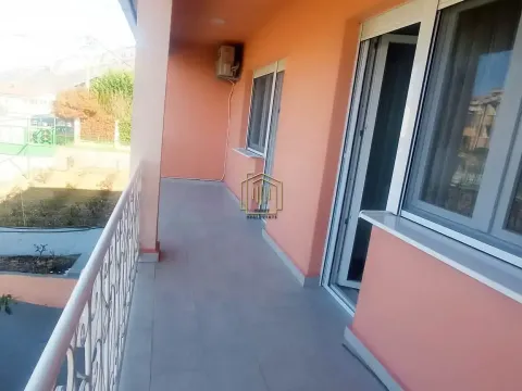 Rent, two bedroom apartment, 104m², Tološi, Podgorica - image 13