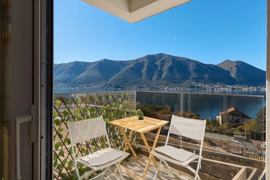 Izdavanje, jednosoban stan, 40m², Sveti Stasije, Kotor