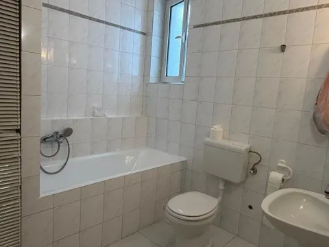 Rent, two bedroom apartment, 80m², Dorćol Sve Podlokacije, Beograd - image 13