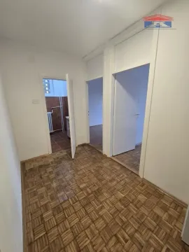 Izdavanje, trosoban stan, 78m², Grbavica, Novi Sad Sve Podlokacije - image 14