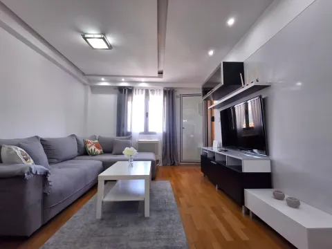 Izdavanje, stan, 58m², Stari Aerodrom, Podgorica