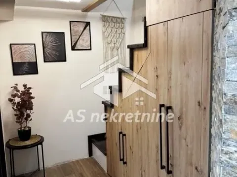 Izdavanje, stan, 45m², Senjak, Beograd - image 20