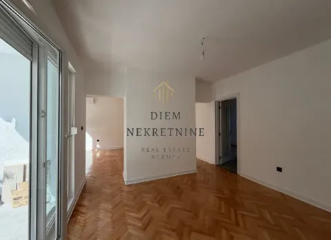 Prodaja, dvosoban stan, 72m², Pobrežje, Podgorica - image 10