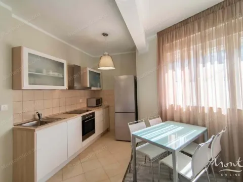 Sale, one bedroom apartment, 56m², Bečići, Budva - image 10