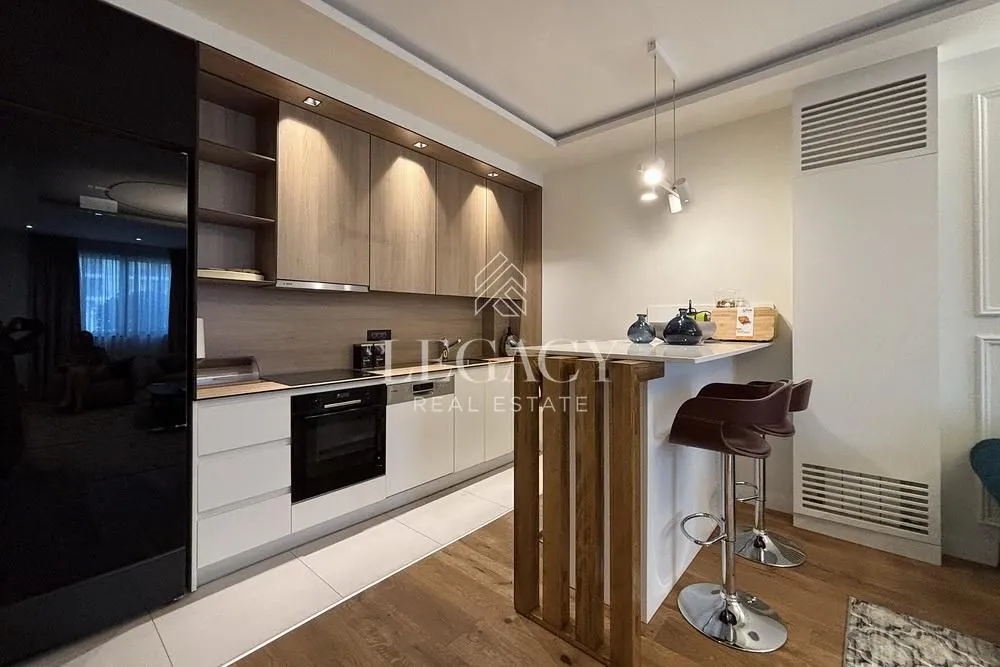 Rent, two bedroom apartment, 60m², Savski Venac, Beograd