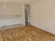 Sale, two bedroom apartment, 64m², City Kej, Podgorica - image 5