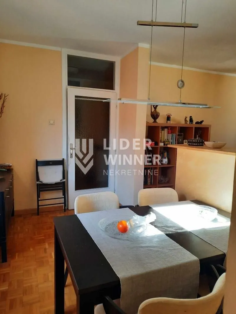 Sale, four bedroom apartment, 102m², Retenzija, Beograd