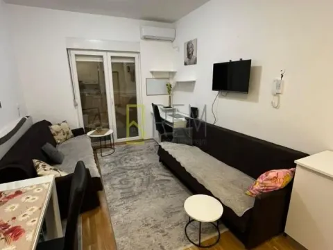 Rent, studio apartment, 26m², Podgorica, Crna Gora - image 2