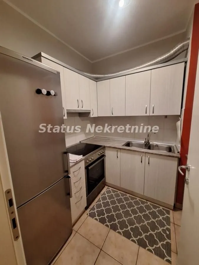 Izdavanje, dvosoban stan, 44m², Nova Detelinara, Novi Sad Sve Podlokacije