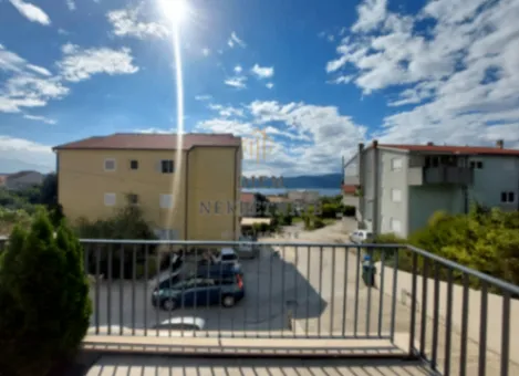Izdavanje, dvosoban stan, 75m², Kalimanj, Tivat - image 13