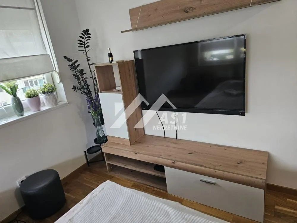 Rent, three bedroom apartment, 68m², Jugovićevo, Novi Sad Sve Podlokacije