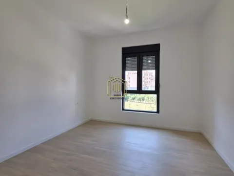 Rent, one bedroom apartment, 44m², Tološi, Podgorica - image 5