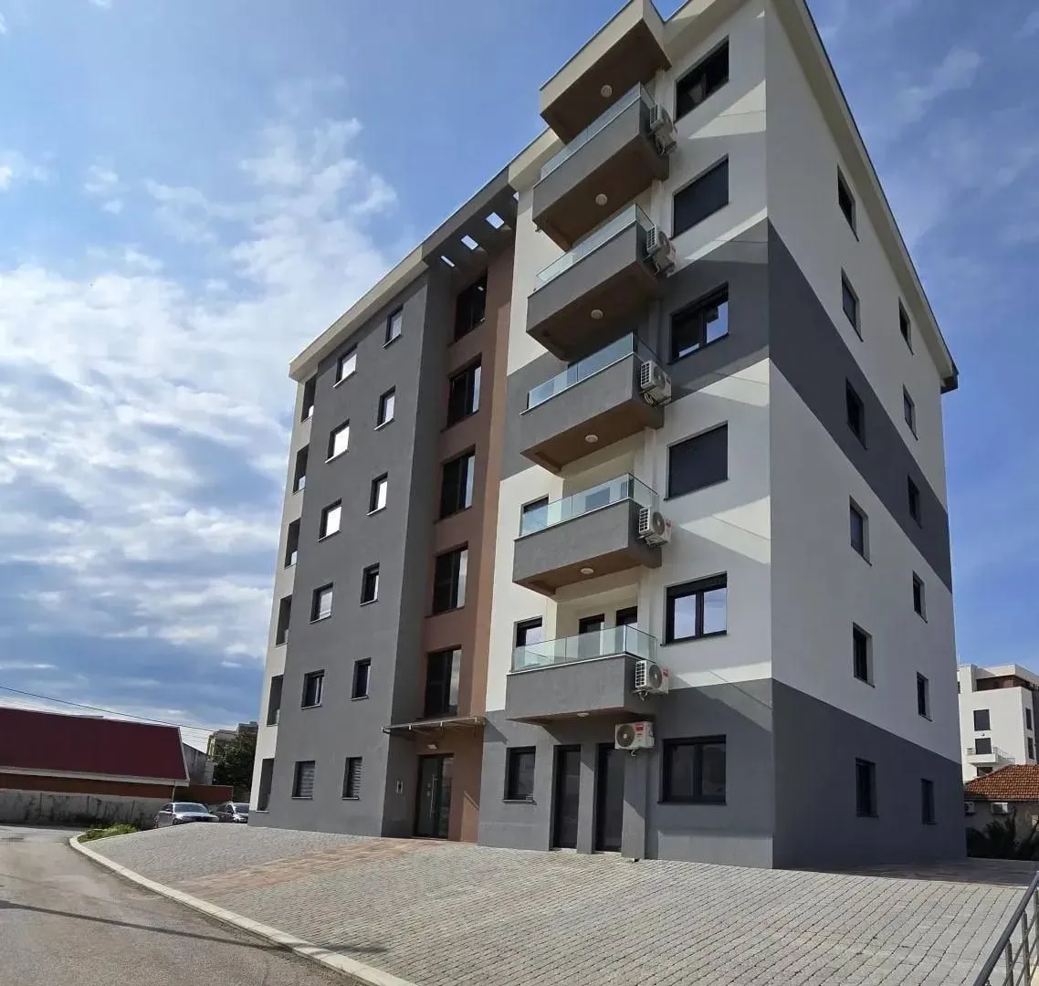 Sale, one bedroom apartment, 42m², Ilino, Bar