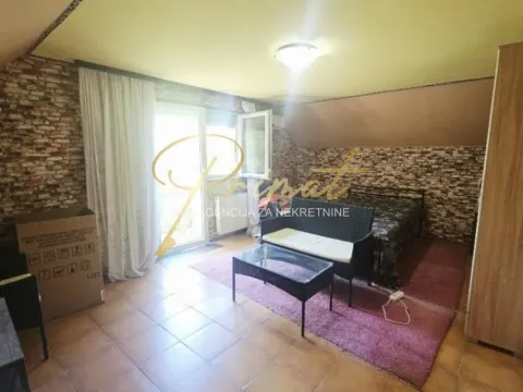 Sale, house, 80m², Ovča, Palilula Sve Podlokacije - image 2