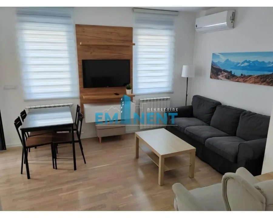 Rent, two bedroom apartment, 49m², Crveni Krst, Beograd