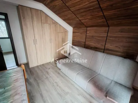 Izdavanje, kuća, 185m², Novi Beograd Sve Podlokacije, Beograd - image 17