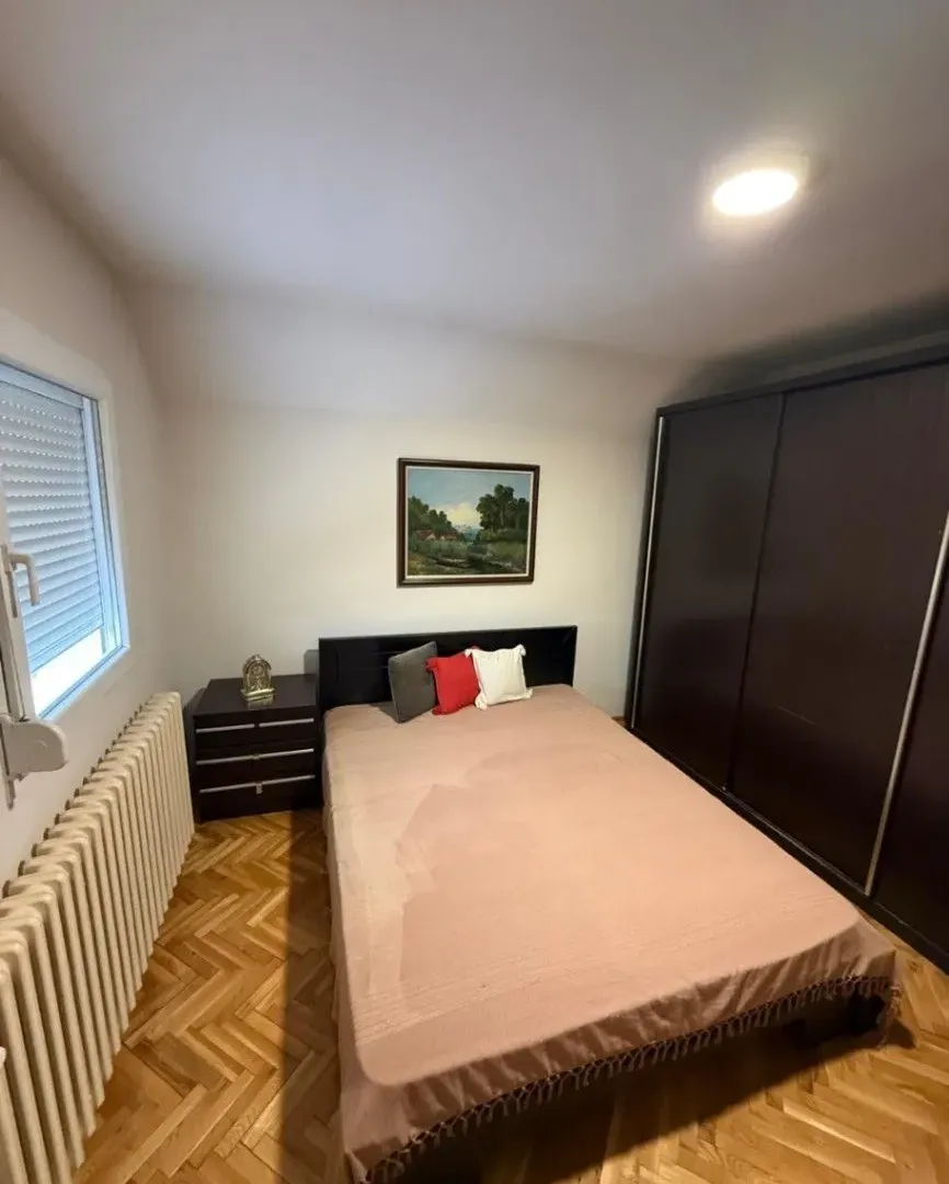 Prodaja, kuća, 159m², Resnik, Beograd