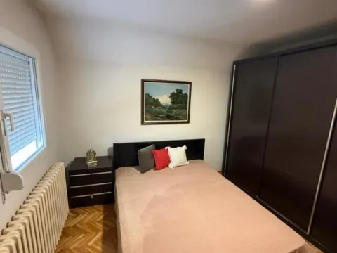 Prodaja, kuća, 159m², Resnik, Beograd - image 9