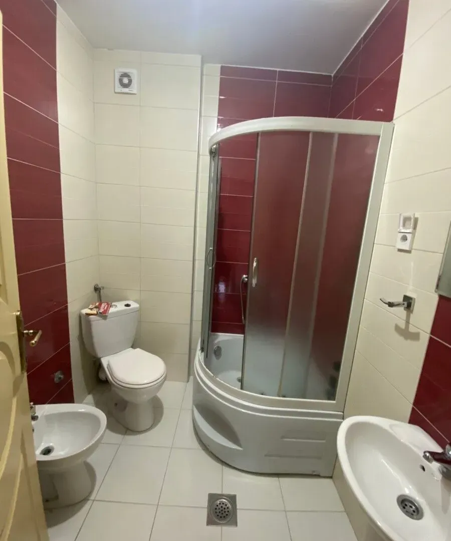 Izdavanje, dvosoban stan, 69m², Ljubović, Podgorica