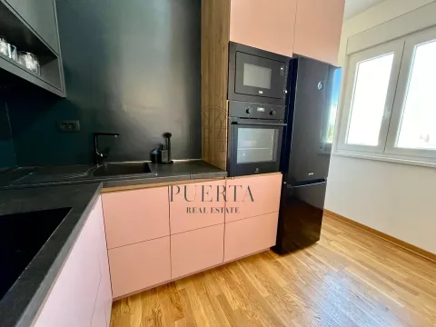 Rent, one bedroom apartment, 49m², City Kej, Podgorica - image 5