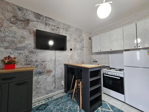 Rent, studio apartment, 32m², Centar, Bar - image 8