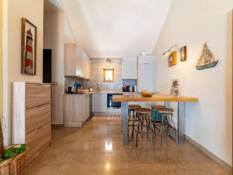 Sale, house, 507m², Dobrota, Kotor - image 44