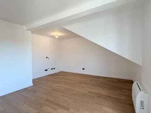 Prodaja, trosoban stan, 96m², Tivat, Crna Gora - image 19