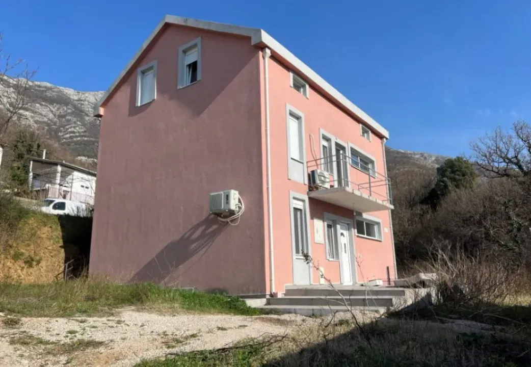 Sale, house, 124m², Zgrade, Bar