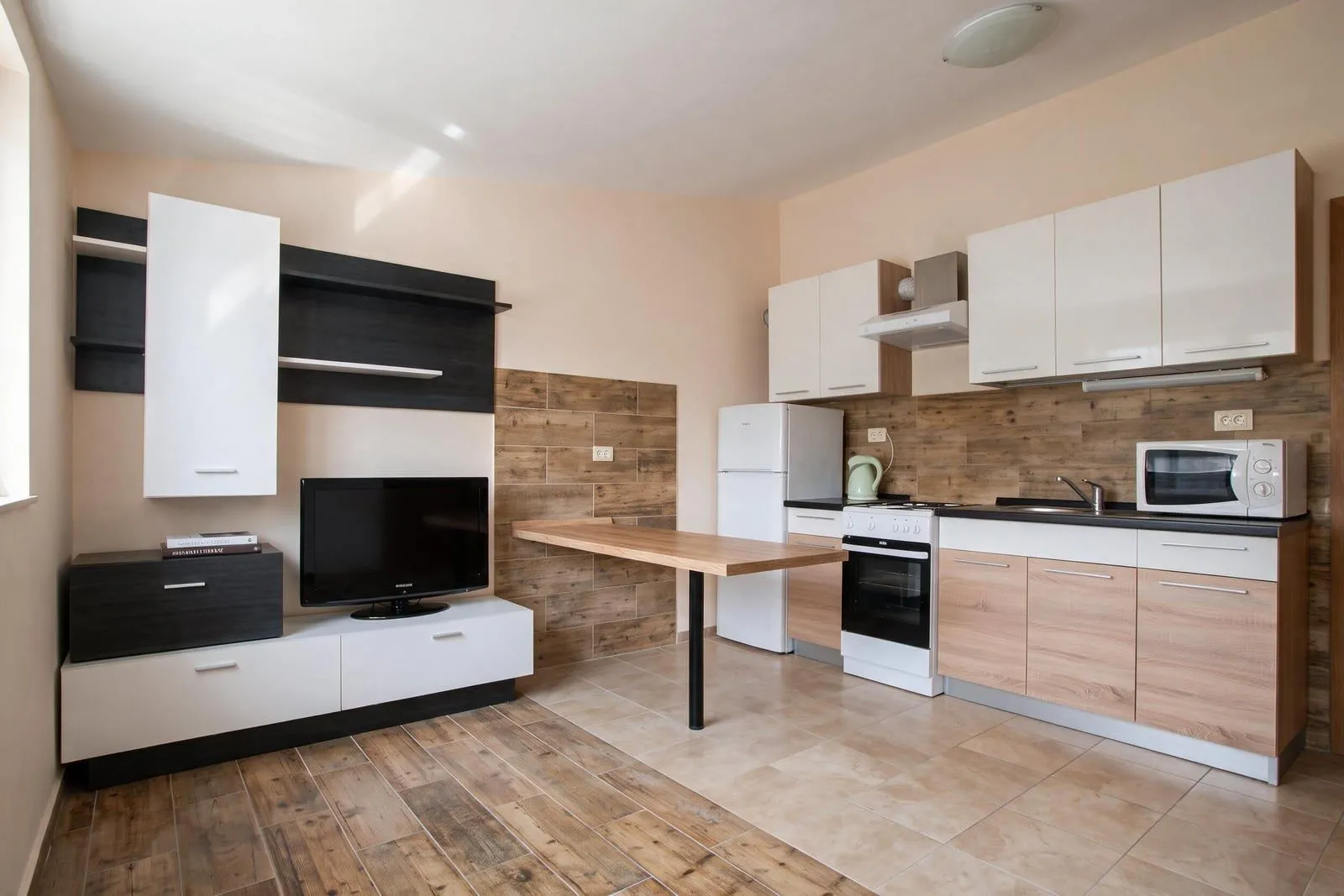 Prodaja, kuća, 198m², Tivat, Crna Gora
