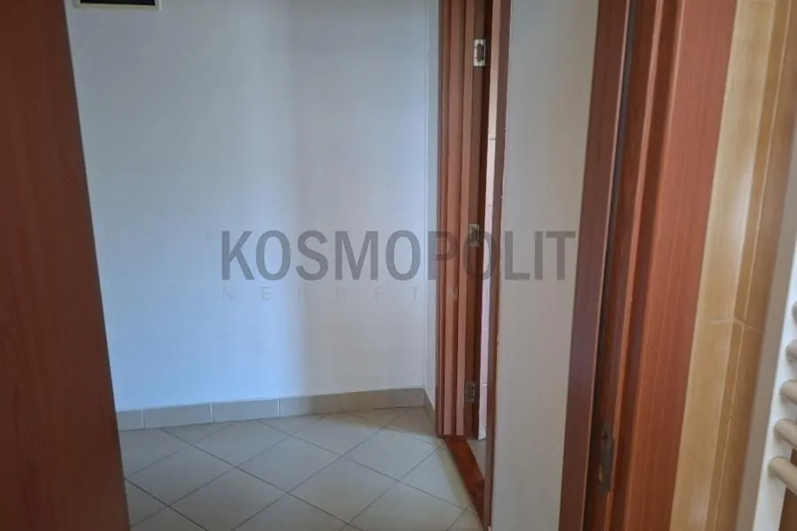 Prodaja, jednosoban stan, 33m², Autokomanda, Voždovac Sve Podlokacije
