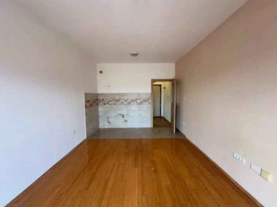 Prodaja, garsonjera, 23m², Stari Aerodrom, Podgorica