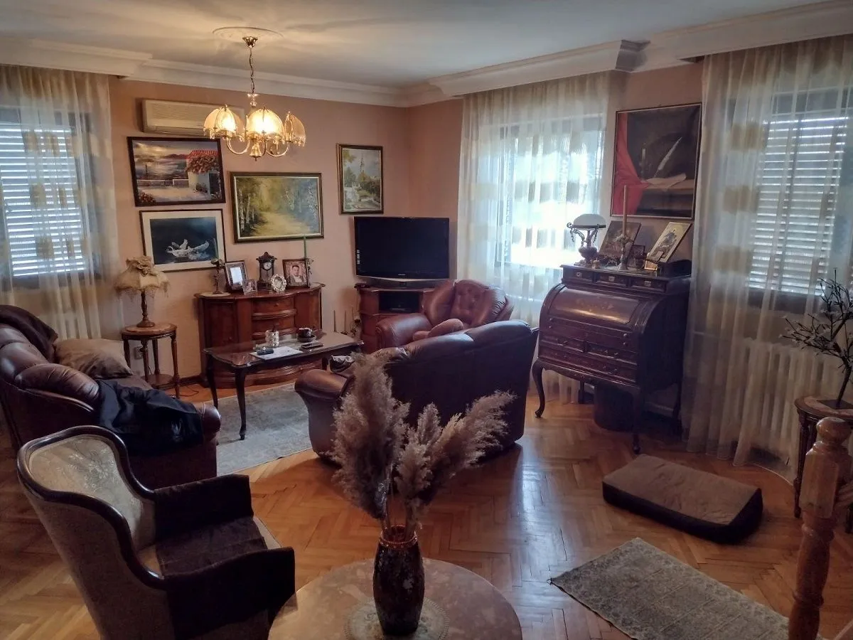 Prodaja, kuća, 415m², Dedinje Rtv Pink, Dedinje Sve Podlokacije
