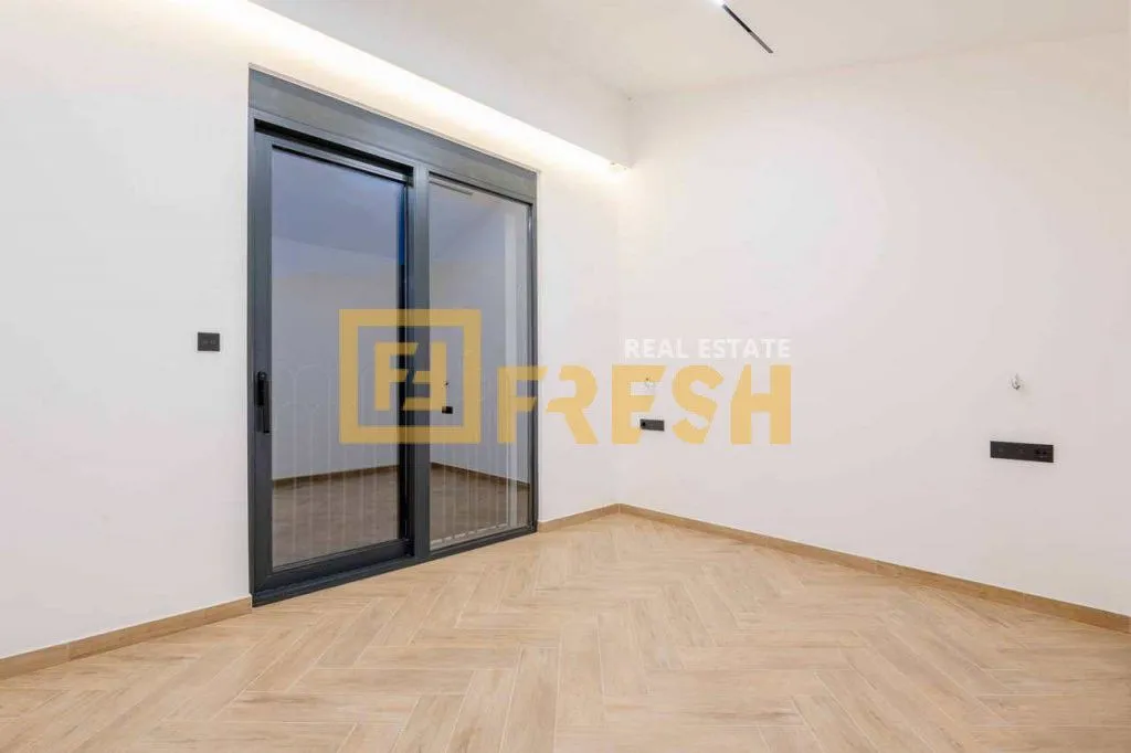 Sale, house, 240m², Budva, Crna Gora