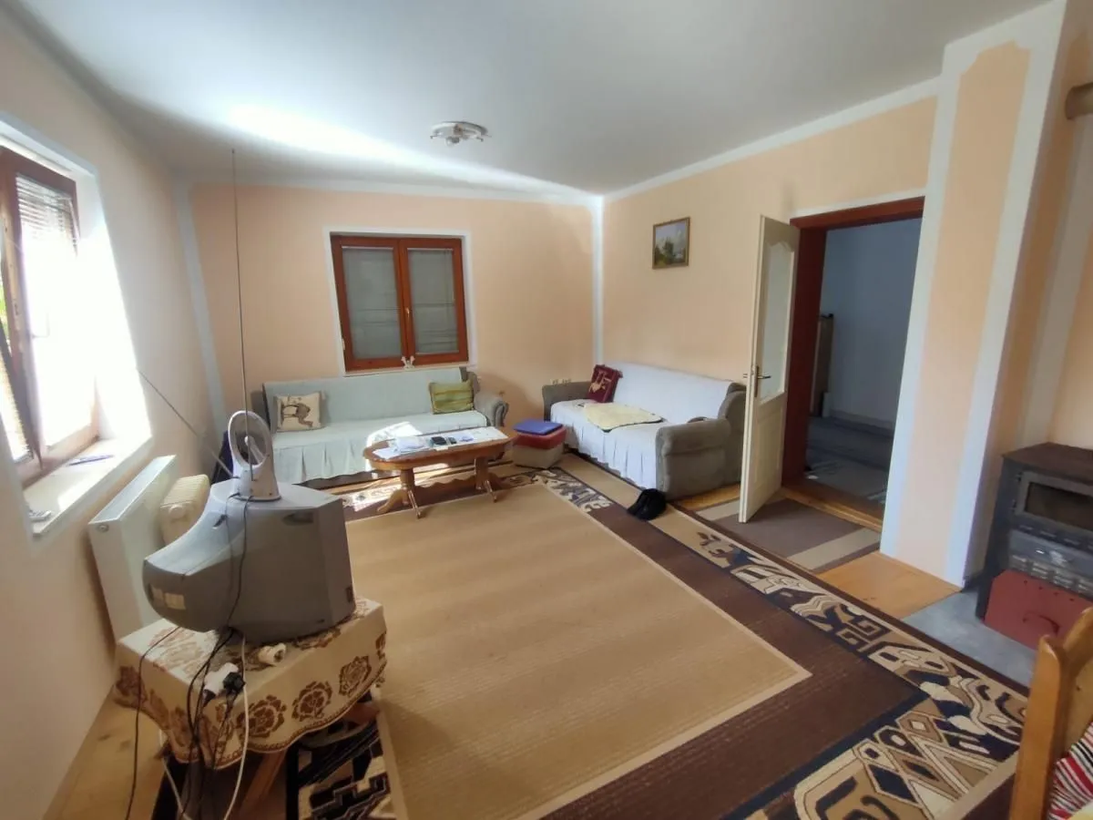 Prodaja, kuća, 315m², Adice, Novi Sad Sve Podlokacije