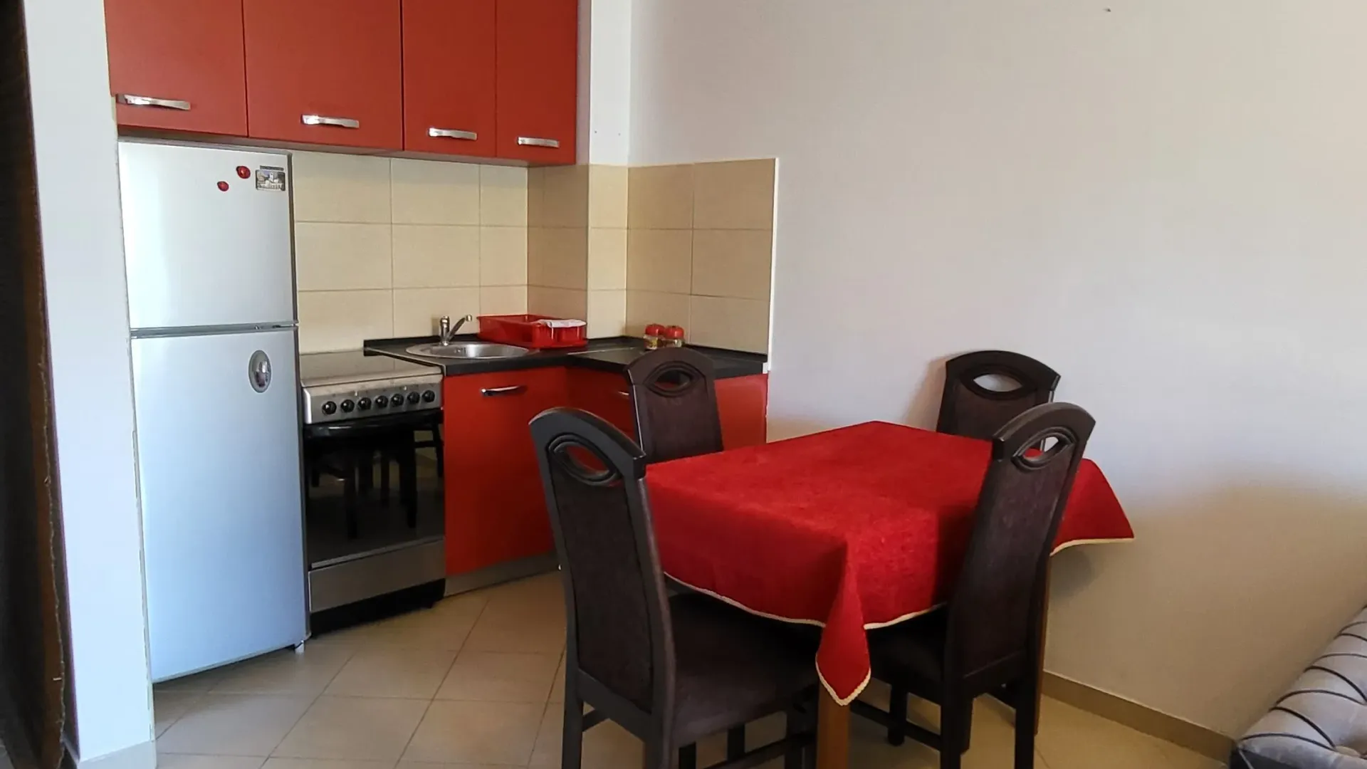 Prodaja, jednosoban stan, 40m², Bečići, Budva