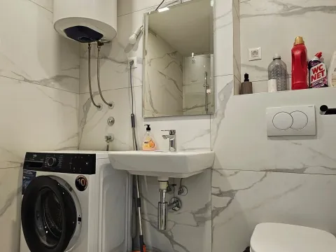 Rent, one bedroom apartment, 45m², Stari Aerodrom, Podgorica - image 8