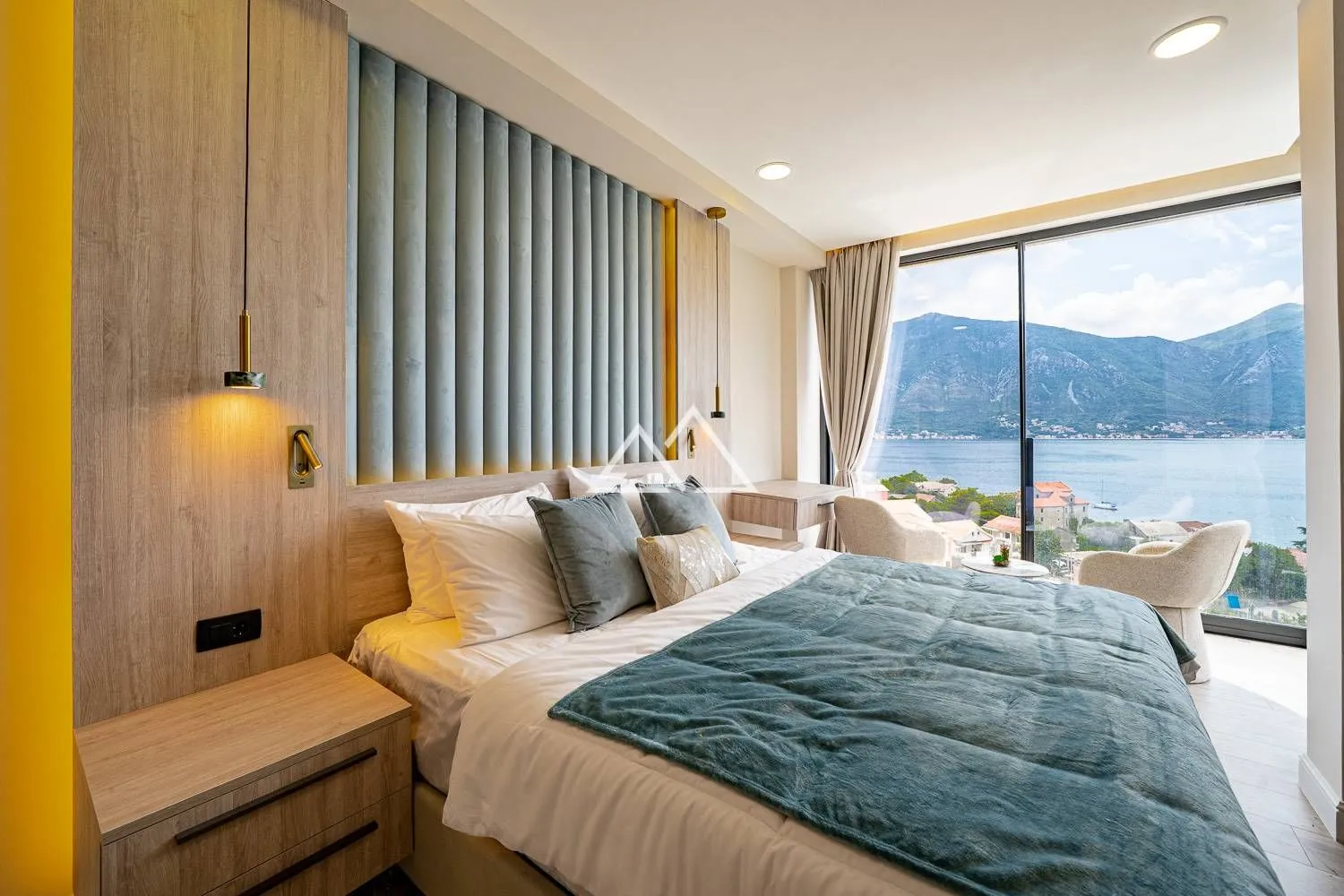 Sale, house, 413m², Dobrota, Kotor