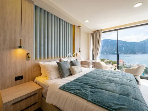 Sale, house, 413m², Dobrota, Kotor - image 13