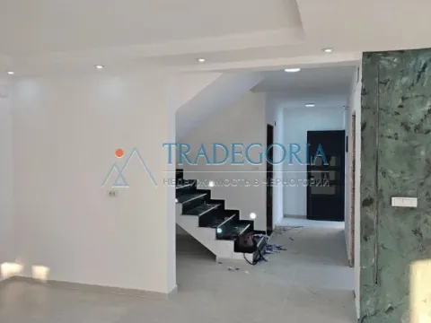 Prodaja, kuća, 186m², Bar, Crna Gora - image 5