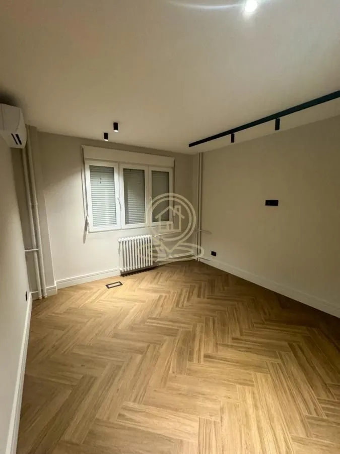 Rent, office space, 66m², Sarajevska, Beograd