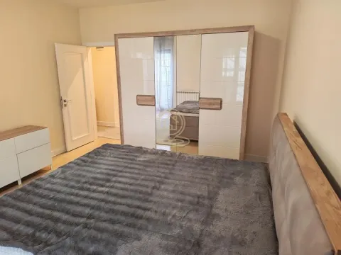 Rent, four bedroom apartment, 180m², Vračar Hram, Vračar Sve Podlokacije - image 22
