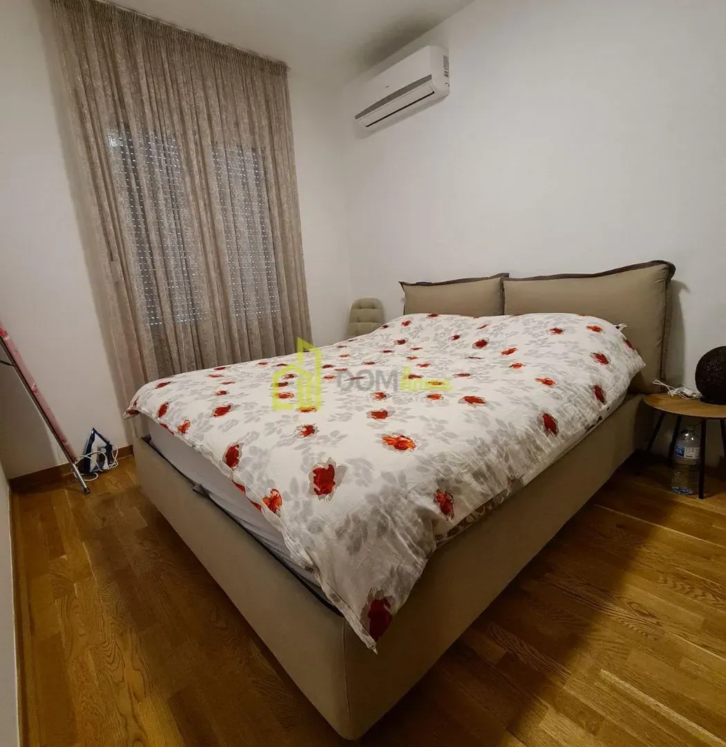 Izdavanje, dvosoban stan, 64m², City Kvart, Podgorica