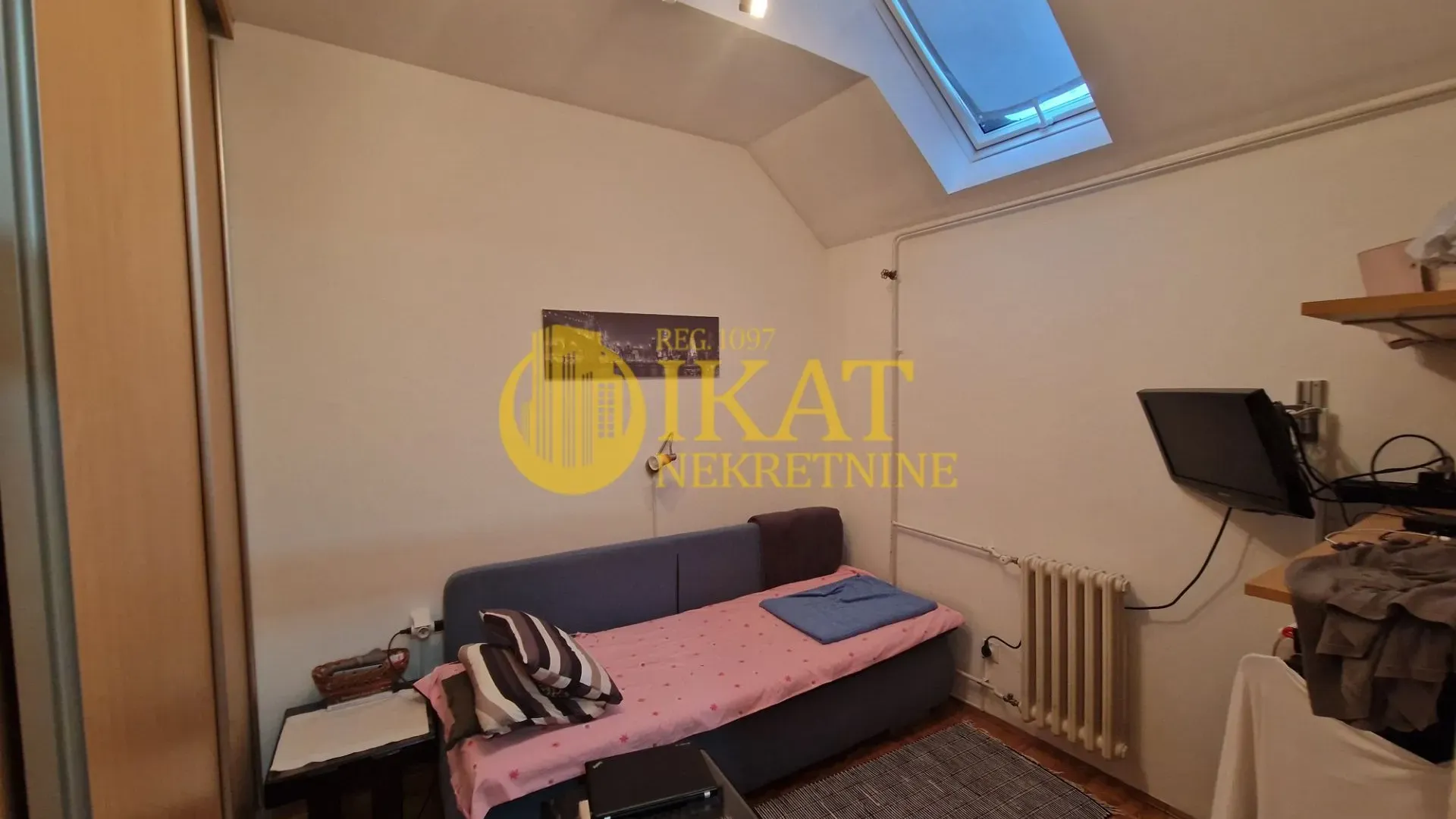 Prodaja, četvorosoban stan, 99m², Obrenovac, Beograd