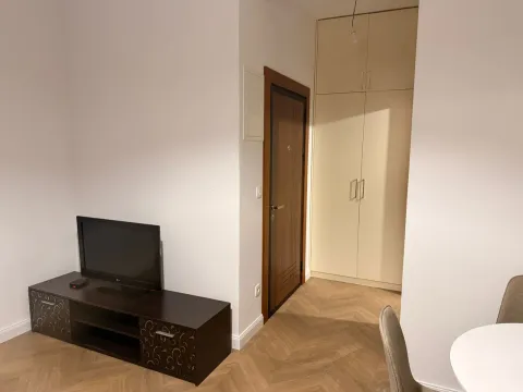 Izdavanje, jednosoban stan, 29m², Bartula, Bar - image 3