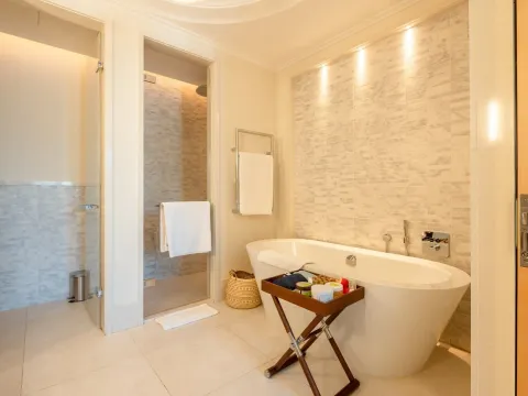 Prodaja, jednosoban stan, 77m², Porto Montenegro, Tivat - image 12
