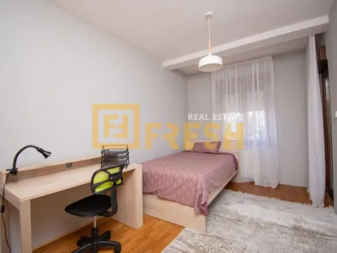 Izdavanje, dvosoban stan, 94m², Centar, Podgorica - image 20