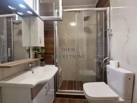 Rent, two bedroom apartment, 70m², Škaljari, Kotor - image 15